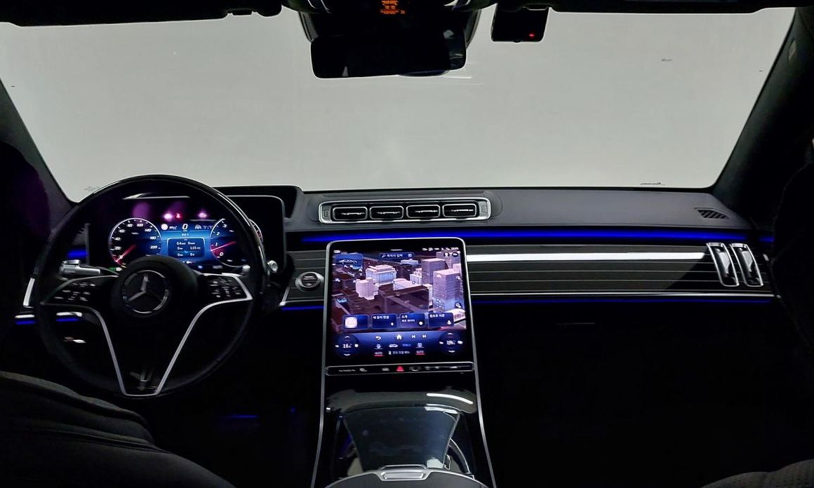 Mercedes-Benz S-Class 2023