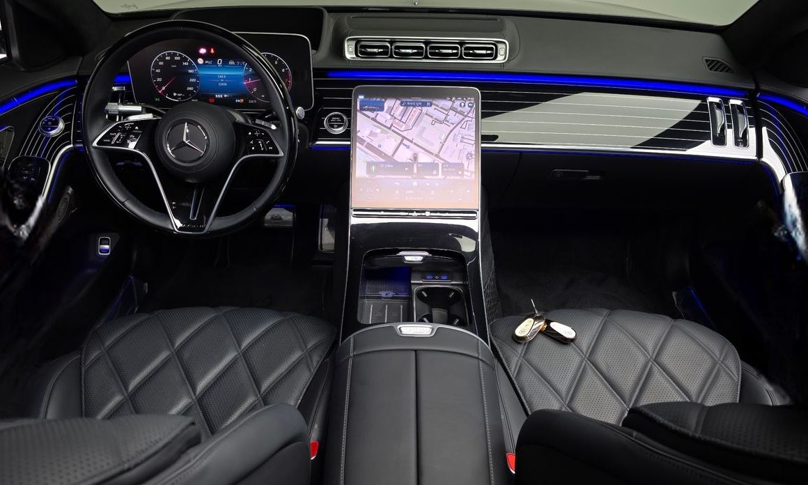 Mercedes-Benz S-Class 2023