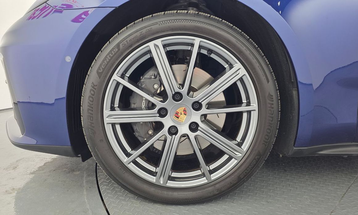 Porsche Panamera 2025