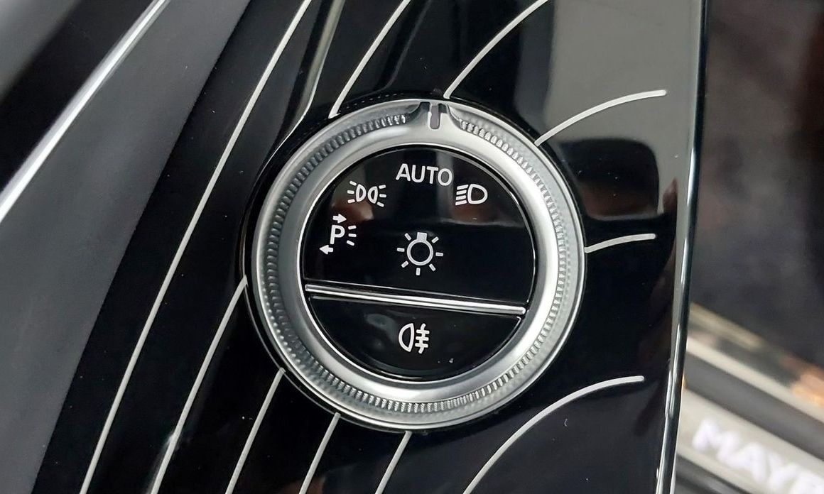 Mercedes-Benz S-Class 2023
