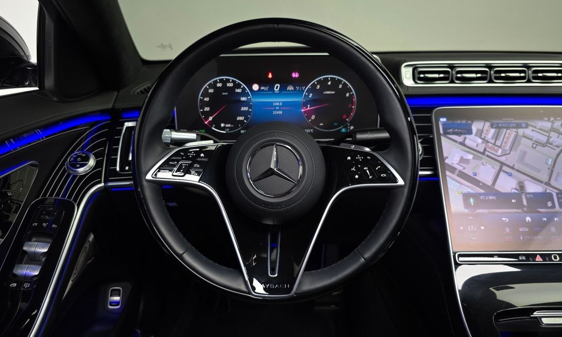 Mercedes-Benz S-Class 2023