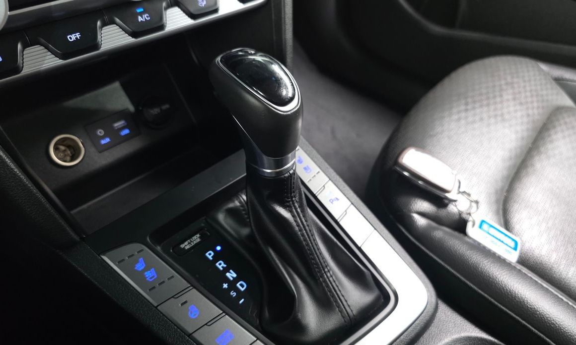 Hyundai AVANTE 2019