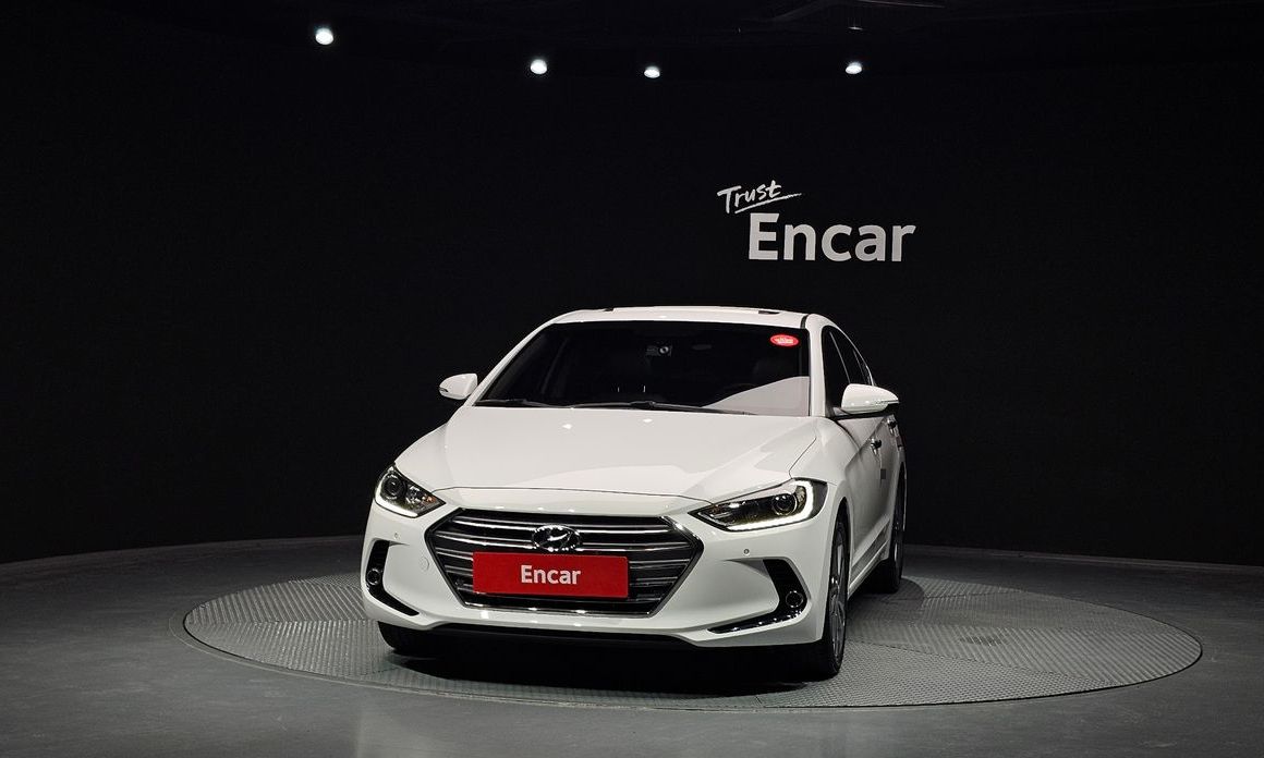 Hyundai AVANTE 2017