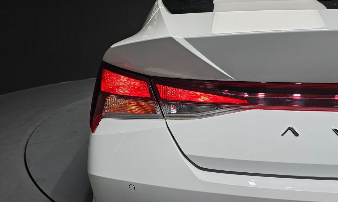 Hyundai AVANTE 2023