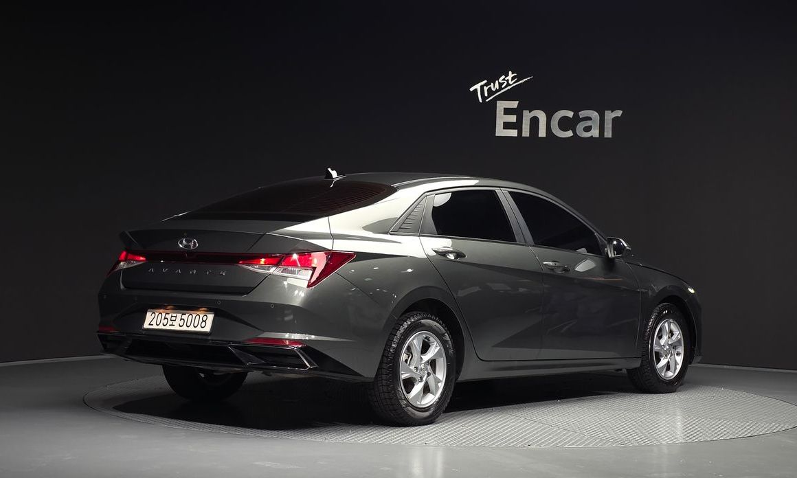Hyundai AVANTE 2021