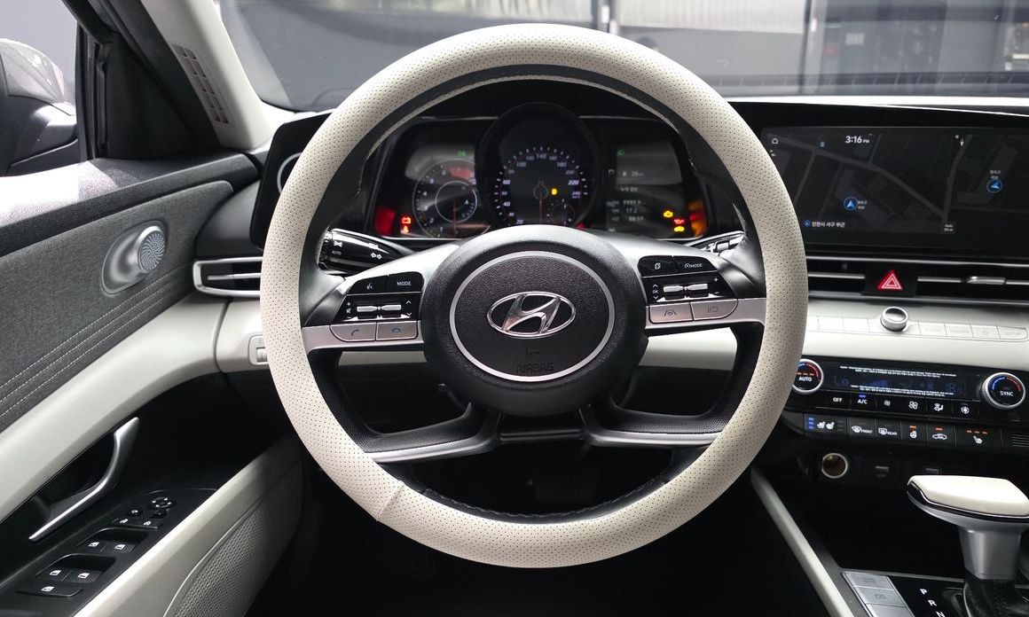 Hyundai AVANTE 2021