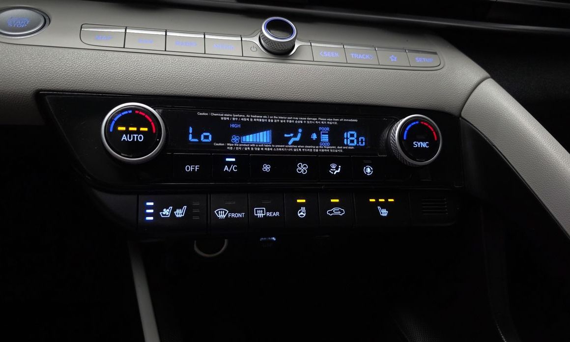 Hyundai AVANTE 2021
