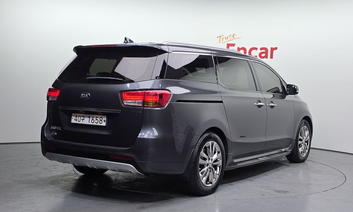 Kia Canival 2018