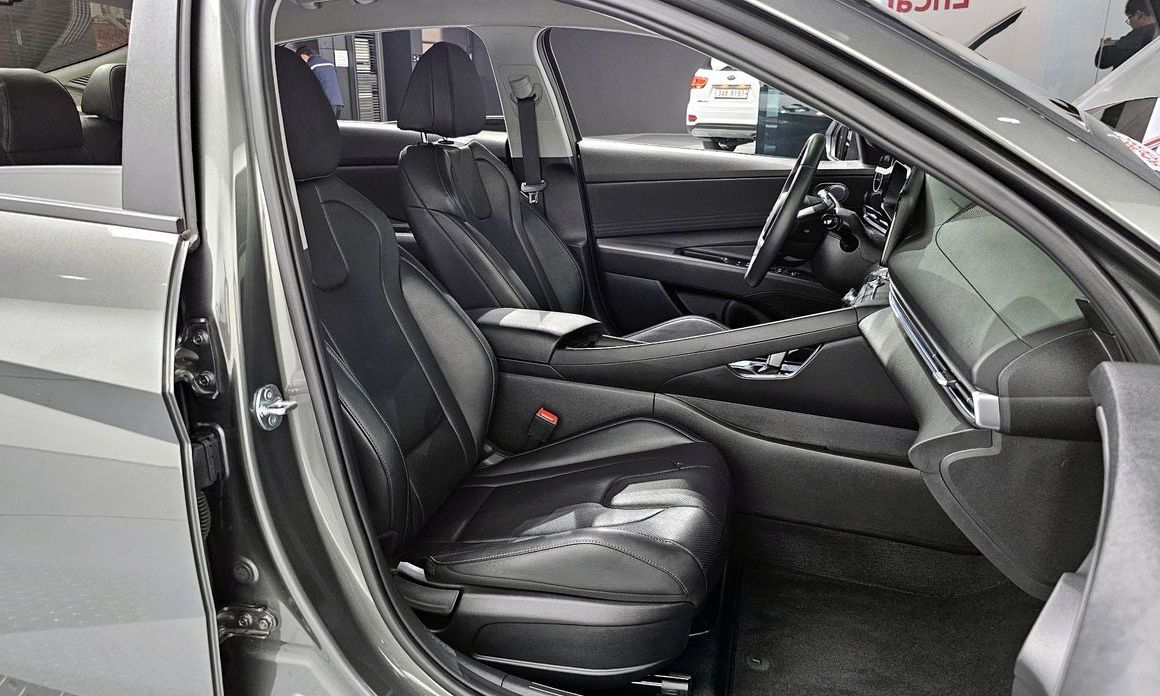 Hyundai AVANTE 2024