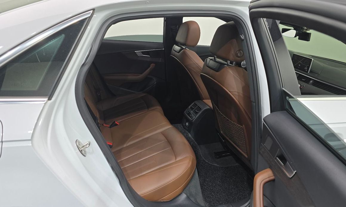 Audi A4 2019