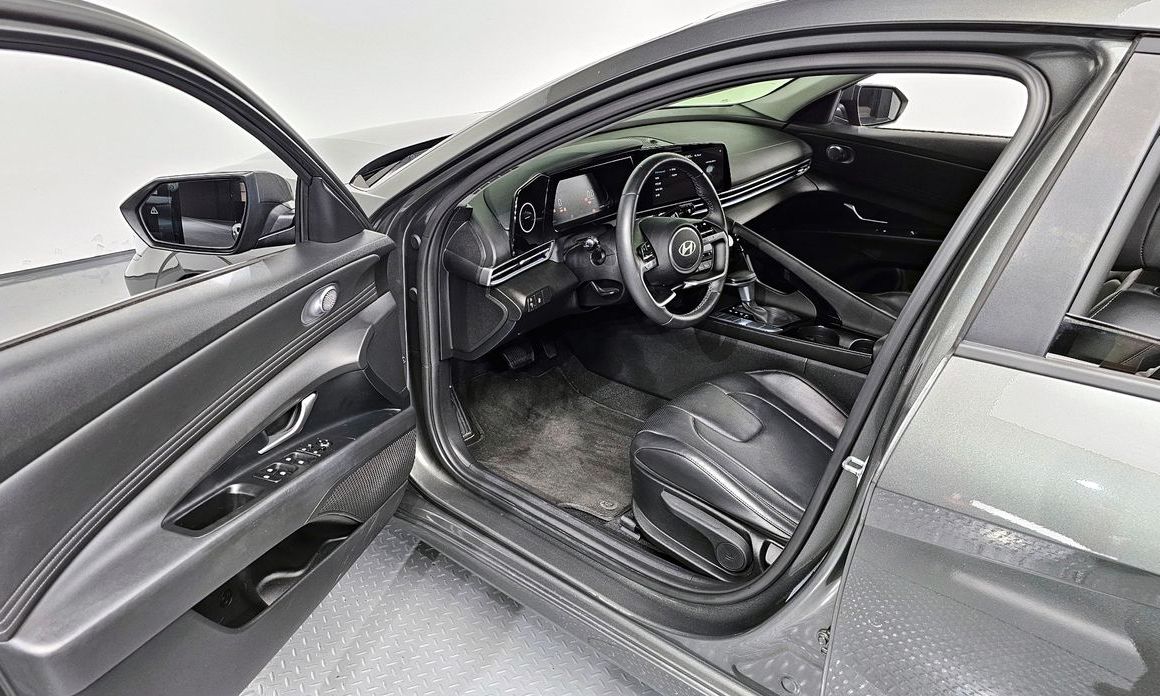 Hyundai AVANTE 2024