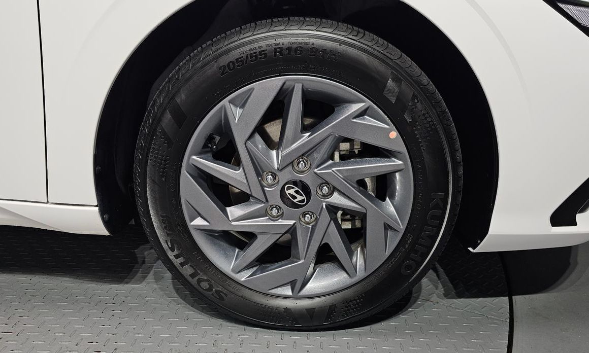 Hyundai AVANTE 2024
