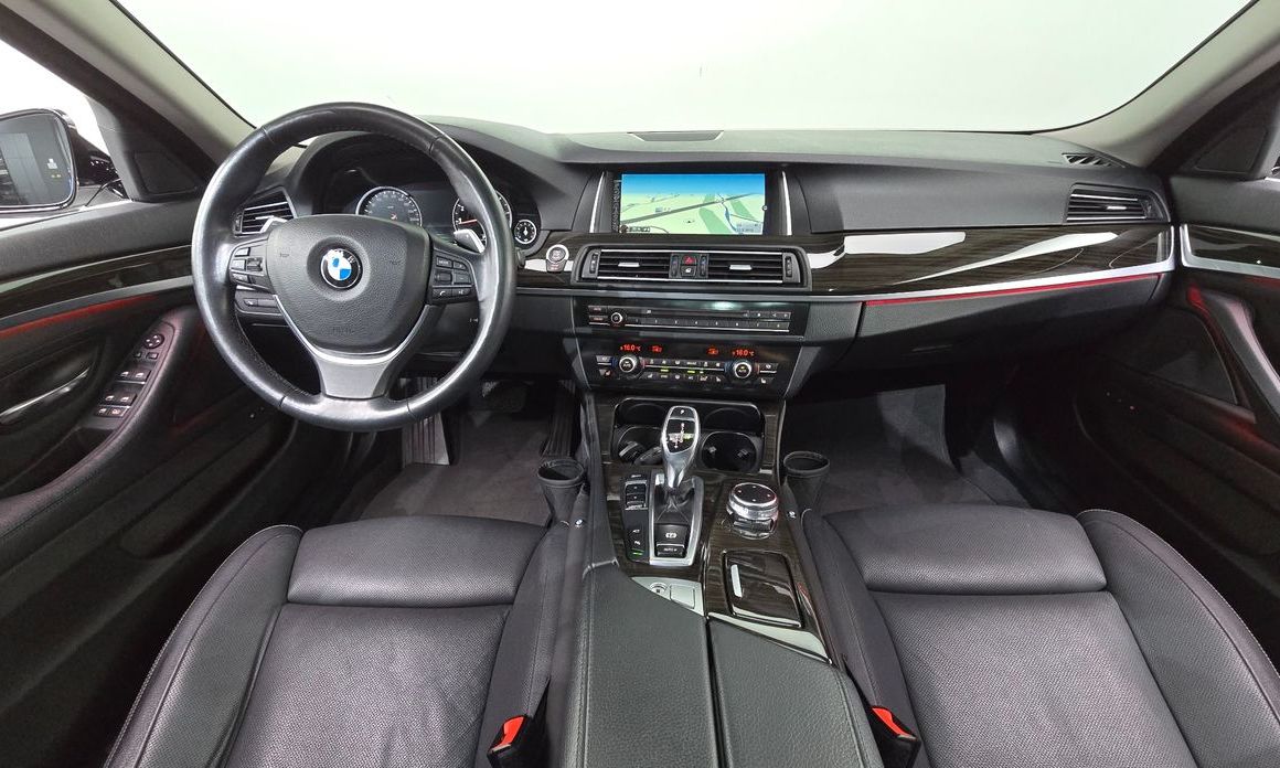 BMW 5-Series 2016