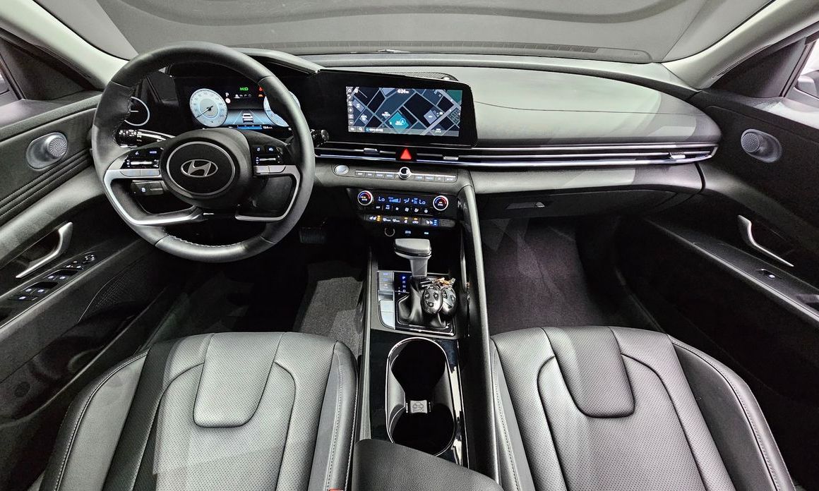 Hyundai AVANTE 2024