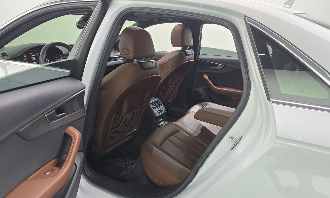 Audi A4 2019