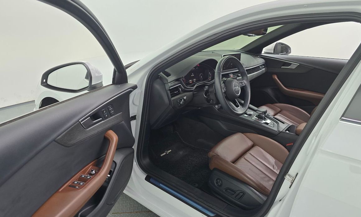 Audi A4 2019