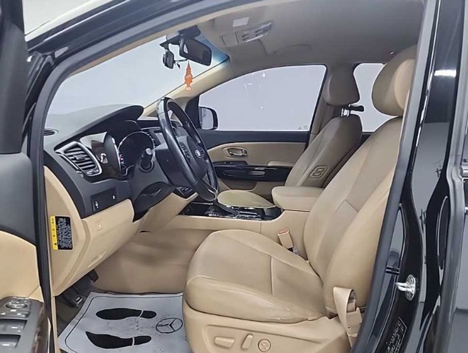 Kia Canival 2019