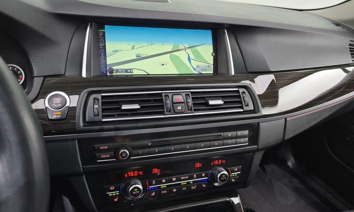 BMW 5-Series 2016