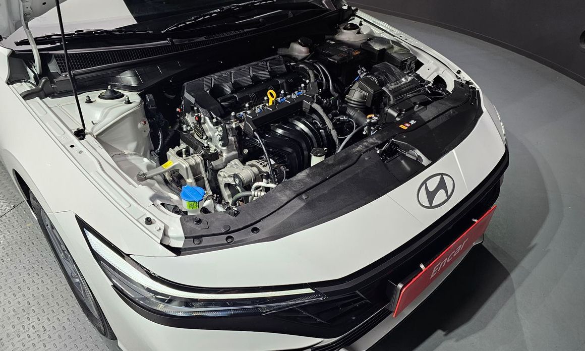 Hyundai AVANTE 2024