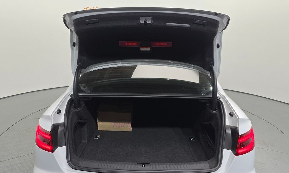 Audi A4 2019