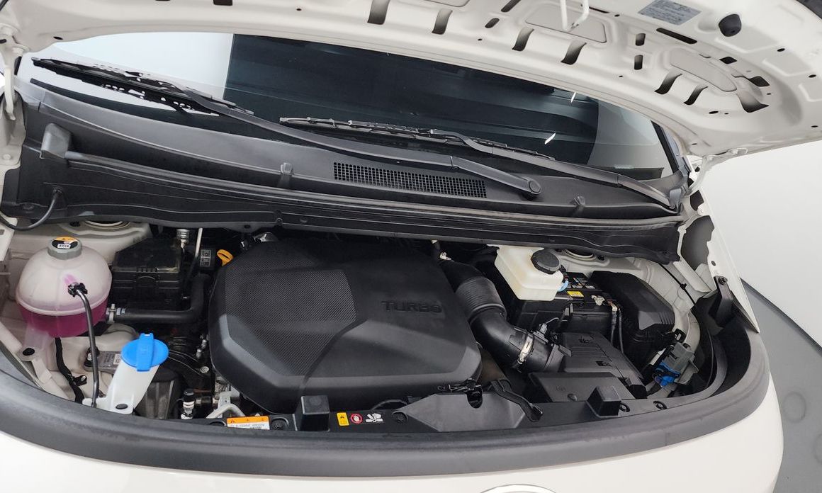 Hyundai Staria 2025