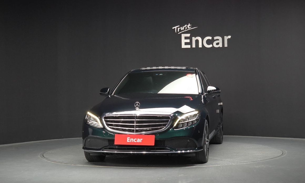 Mercedes-Benz C-Class 2019