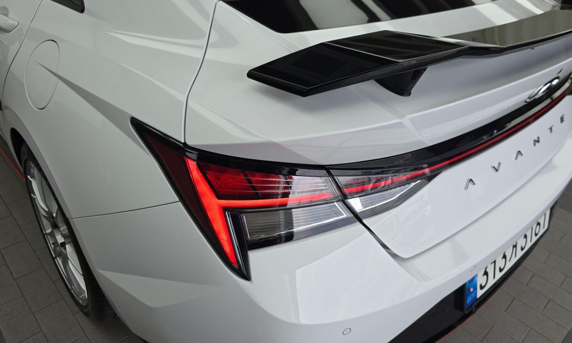 Hyundai AVANTE 2022