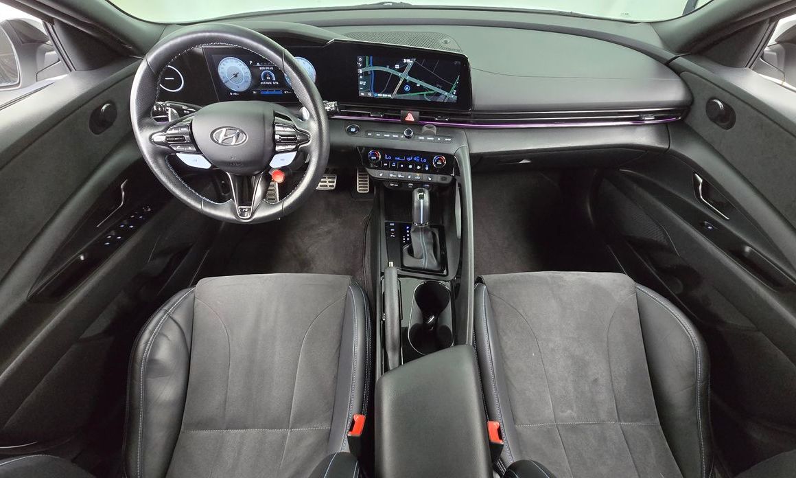 Hyundai AVANTE 2022