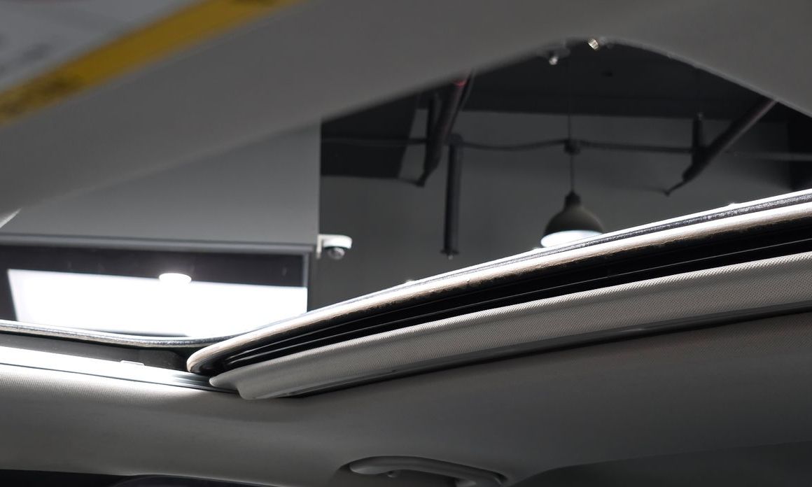 Mercedes-Benz C-Class 2019