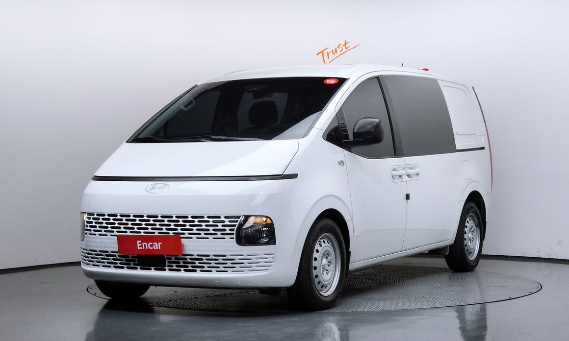 Hyundai Staria 2025