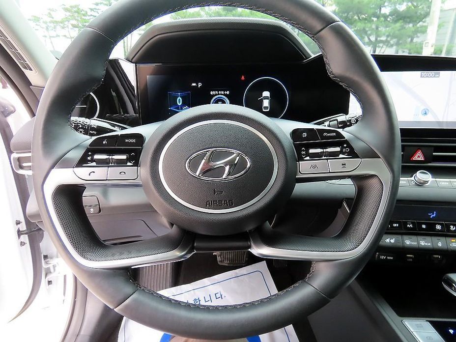 Hyundai AVANTE 2023