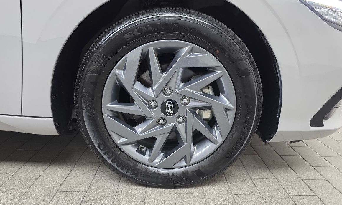 Hyundai AVANTE 2024