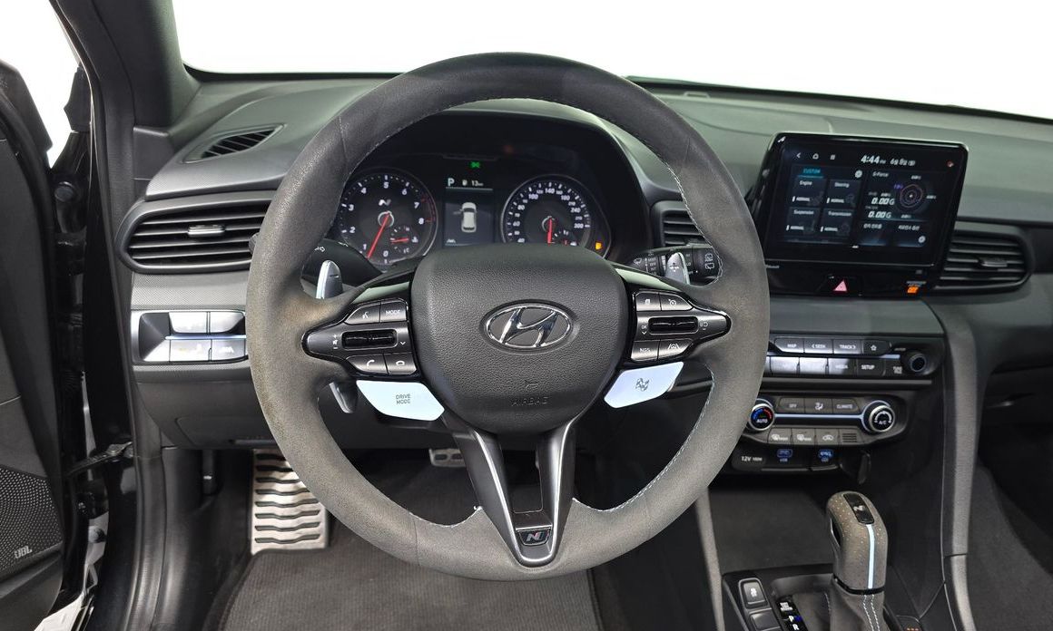 Hyundai Veloster 2022