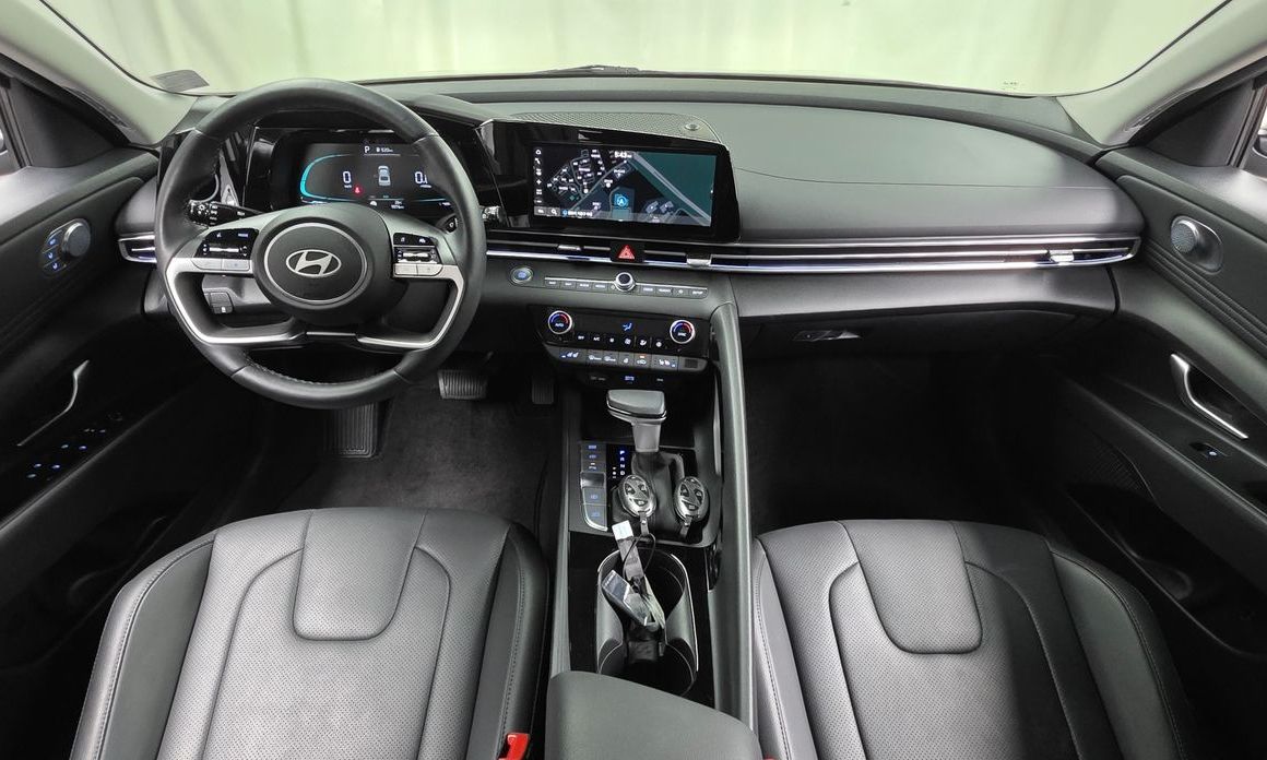 Hyundai AVANTE 2024