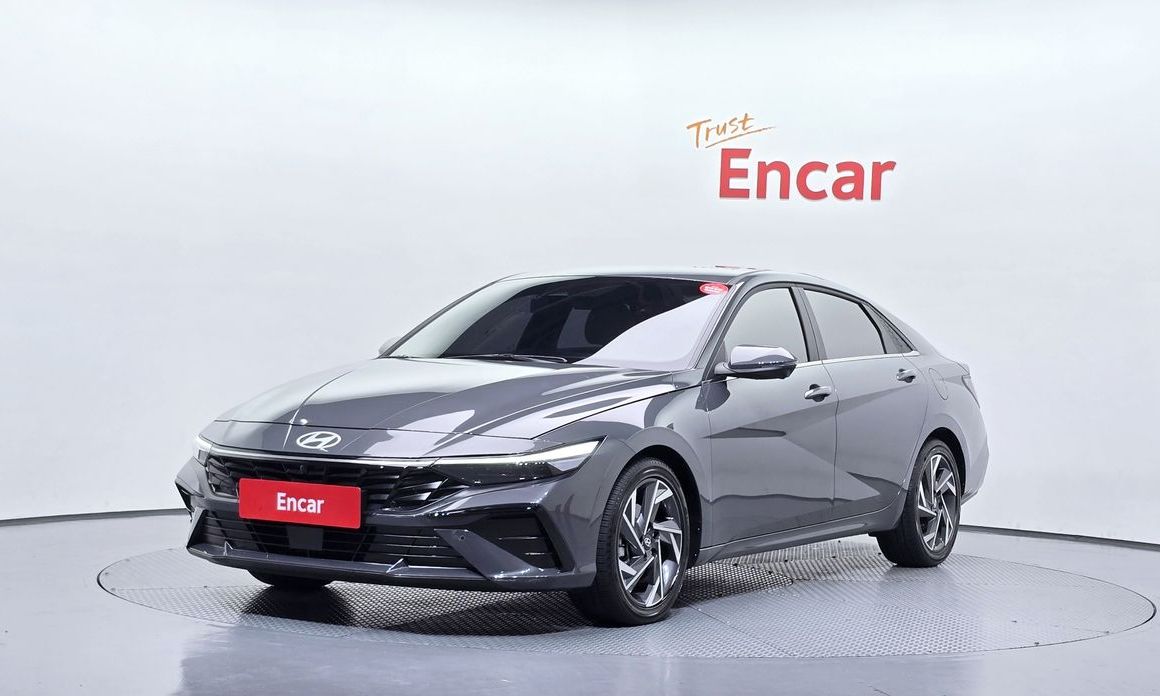 Hyundai AVANTE 2025