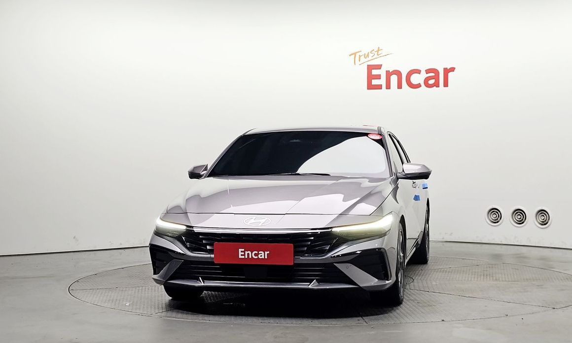 Hyundai AVANTE 2024