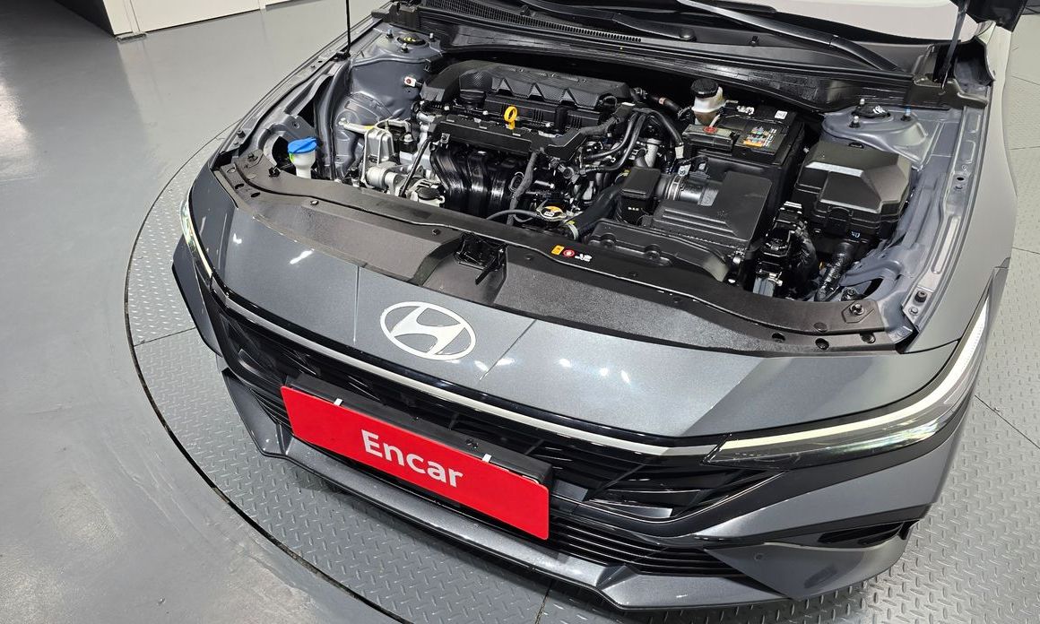 Hyundai AVANTE 2025