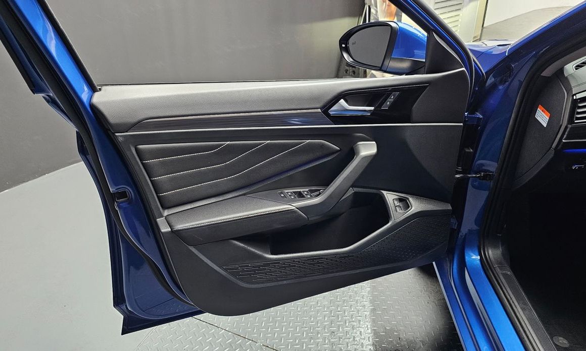 Volkswagen Jetta 2023