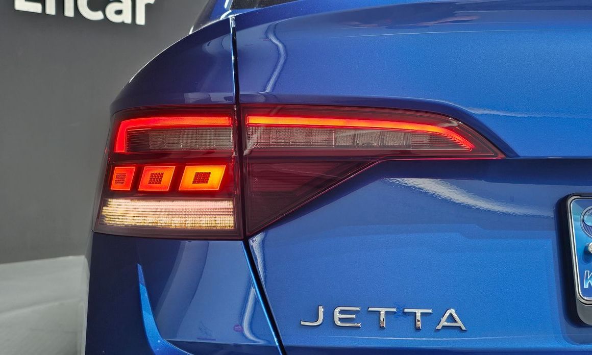 Volkswagen Jetta 2023