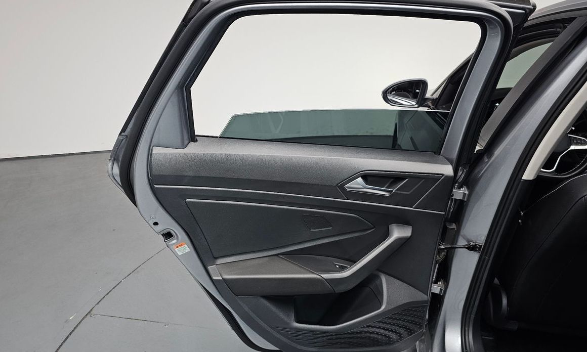 Volkswagen Jetta 2023
