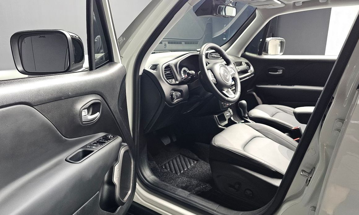 Jeep Renegade 2023