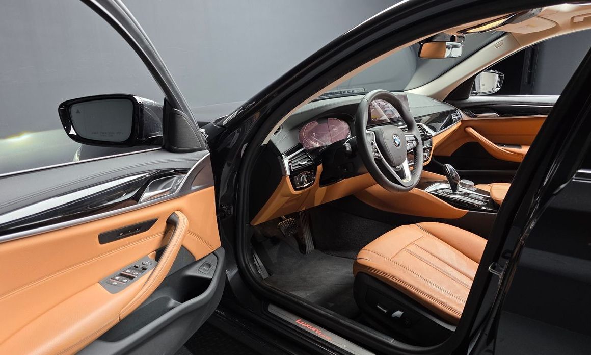 BMW 5-Series 2020