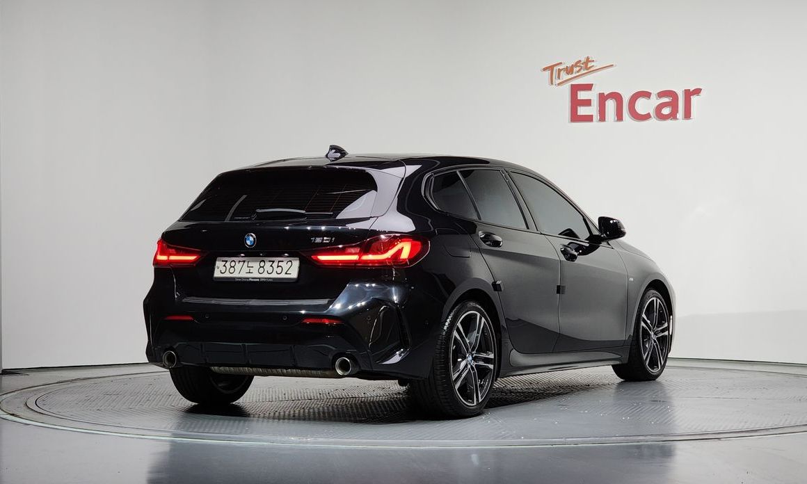 BMW 1-Series 2024