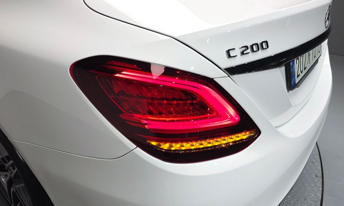 Mercedes-Benz C-Class 2021
