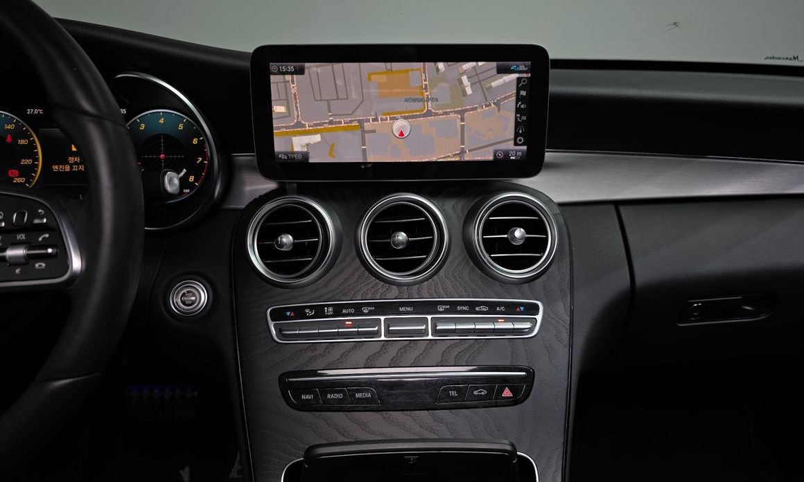 Mercedes-Benz C-Class 2021