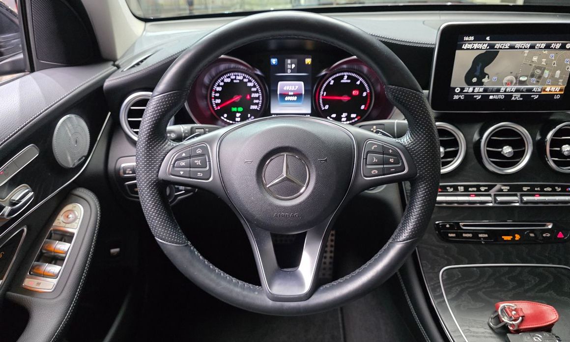 Mercedes-Benz GLC-Class 2018