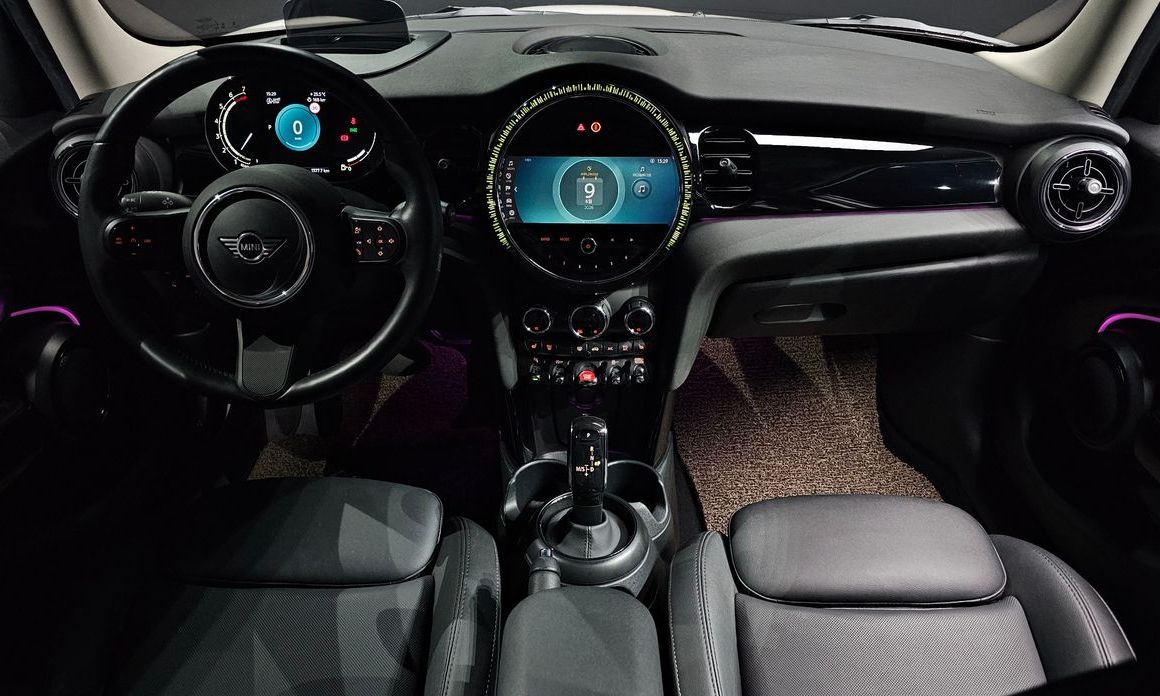 Mini Cooper 2024