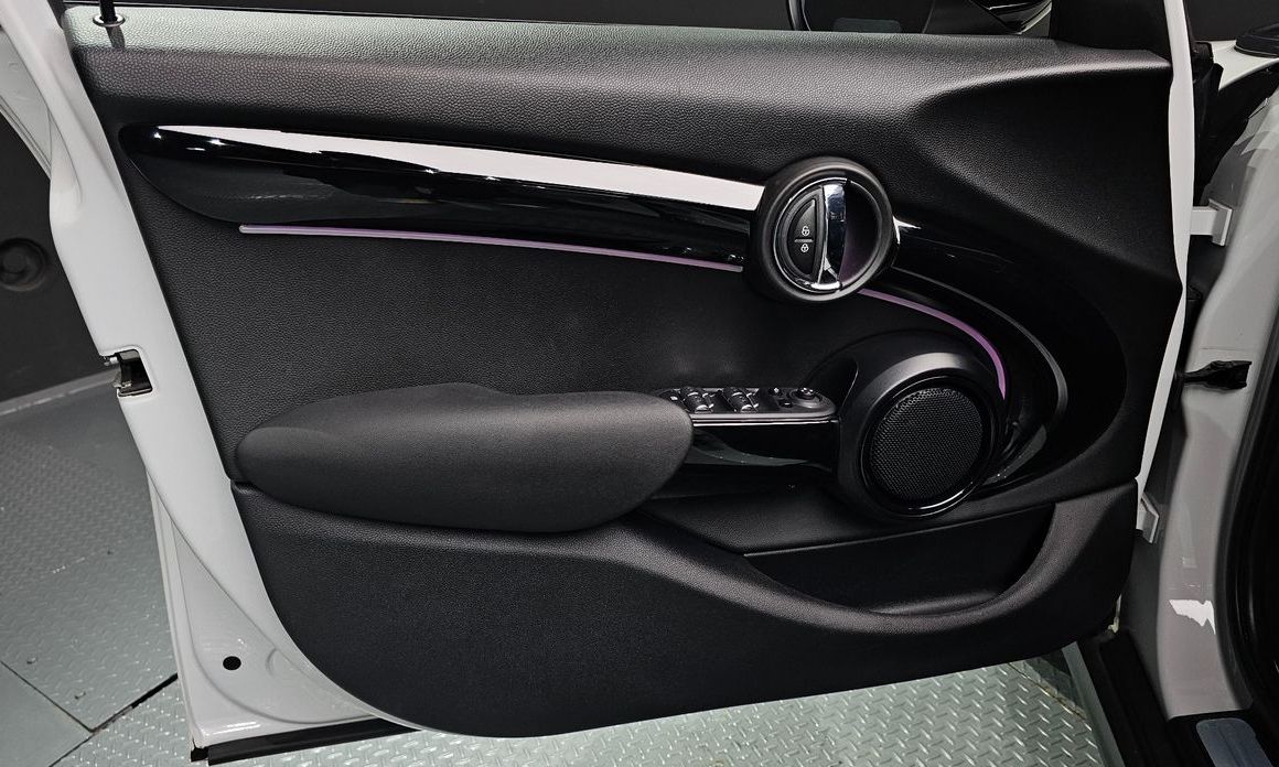 Mini Cooper 2024