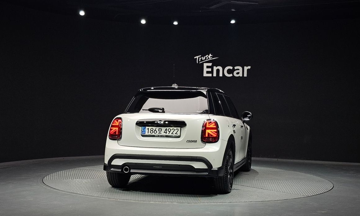 Mini Cooper 2024