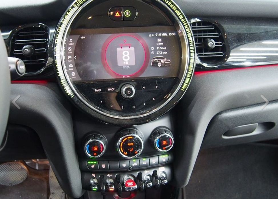 Mini Cooper 2024